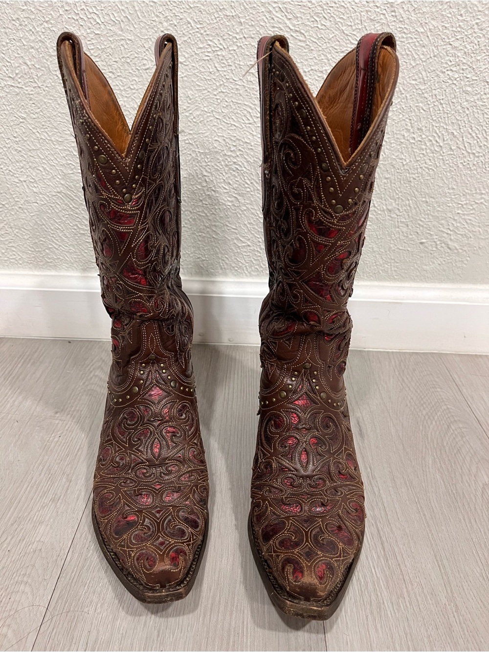 Lucchese Brown Leather Cowboy Boots with Red Inlay - Picture 10 of 10